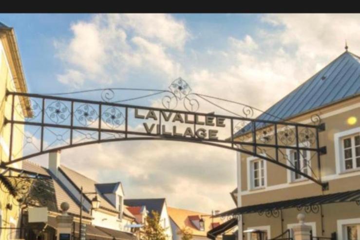 Appartement 5Min Gare Rer Disneyland Paris Val D'Europe La Vallee Village Parking Inclus Montévrain Exterior foto